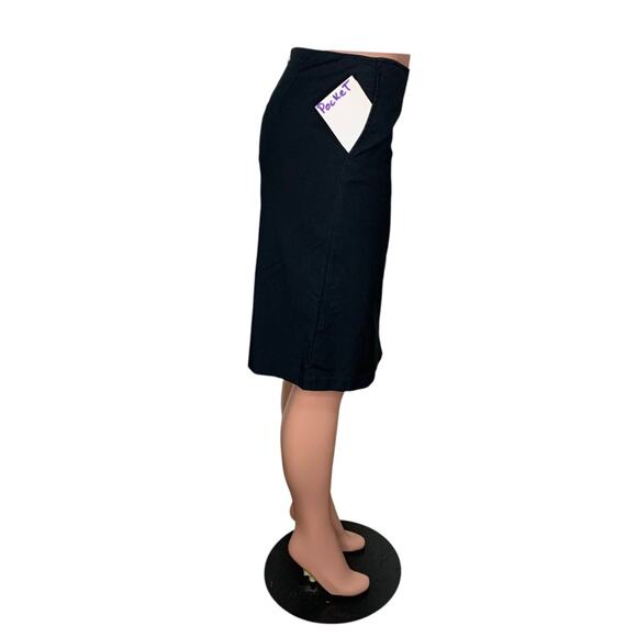 New York & Company Stretch Skirt Black Side Pockets Hidden Zipper on Back Size 2 - Picture 2 of 12